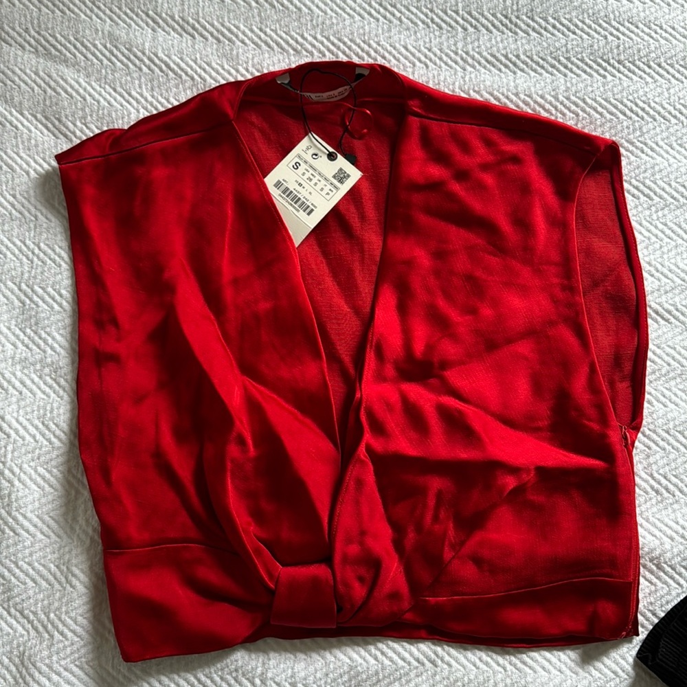 NWT Zara top size small